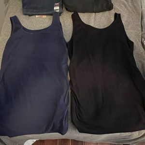 Set of 2 Maternity tanks, not worn